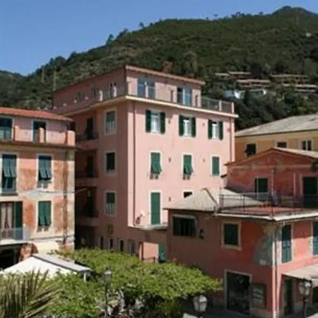 Via Rezzano 12 *